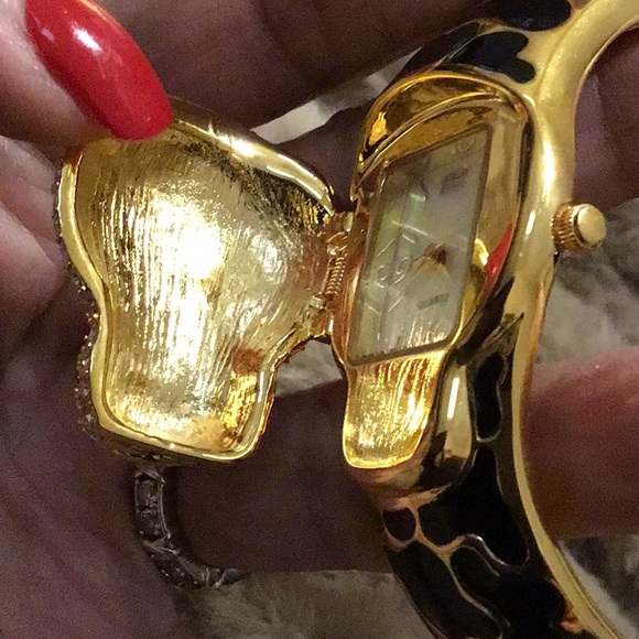 NWT,REAL COLLECTIBLES BY ADRIENNE,JAGUAR CUFF BRACELET WATCH. GORGEOUS, - Picture 6 of 9